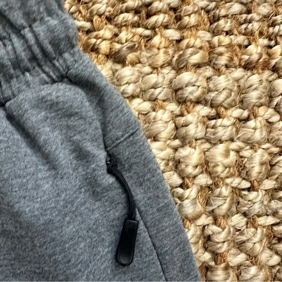 Sold - Picture 4 of 8